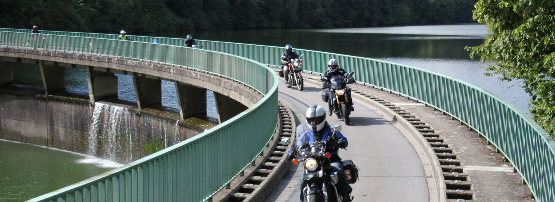Motorrijschool Motorrijbewijspoint Aarlanderveen motorrijlessen